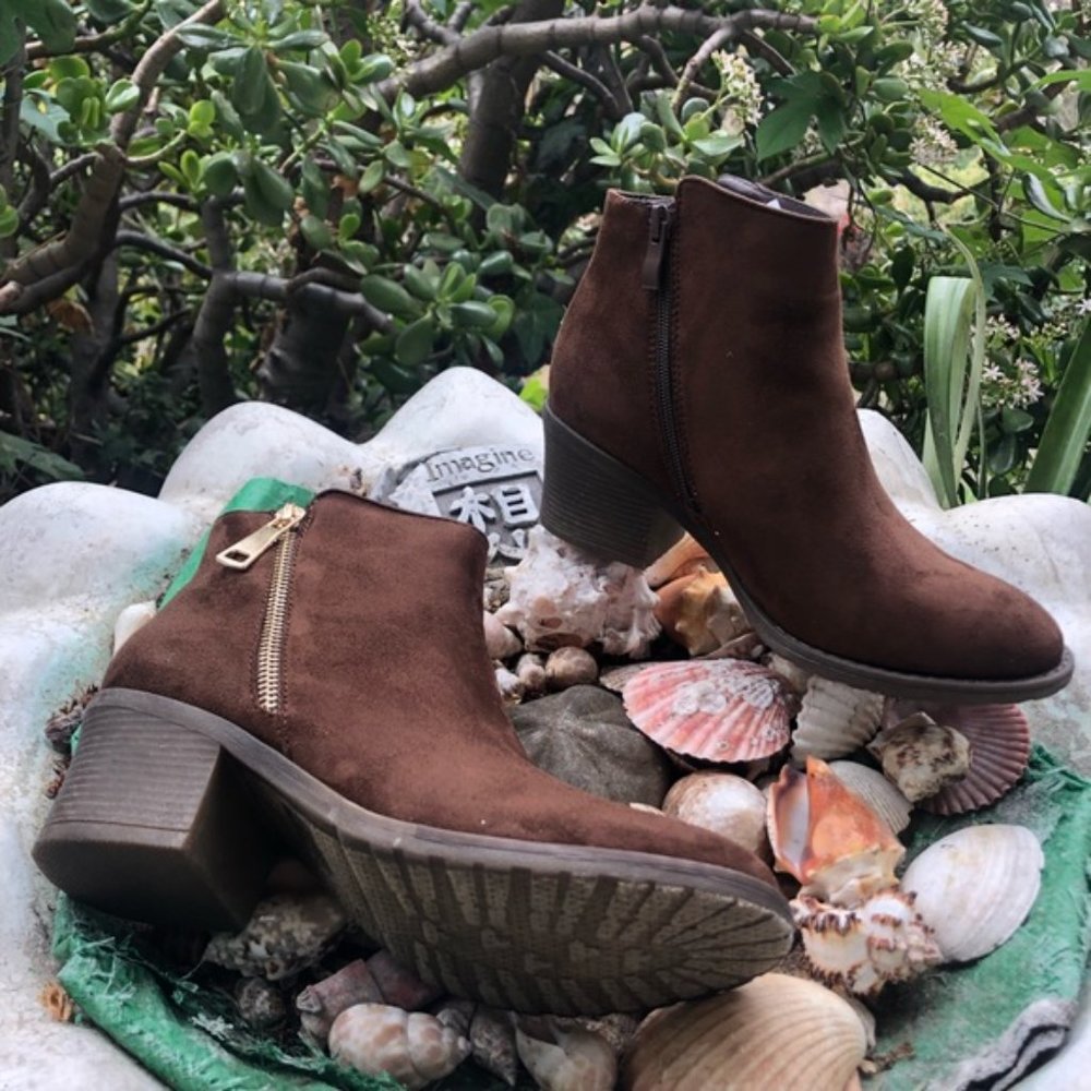 BNIB Brown Stacked Chunky Heels Ankle Boots